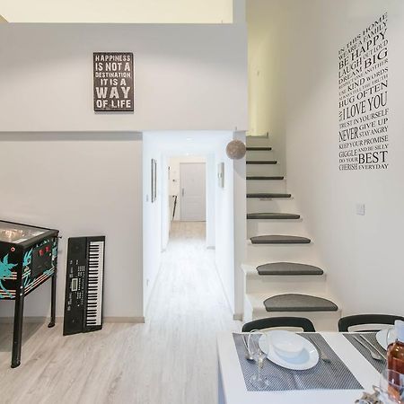 Happy Home Joy - Apartment With Free Pinball Machine Budapest Ngoại thất bức ảnh